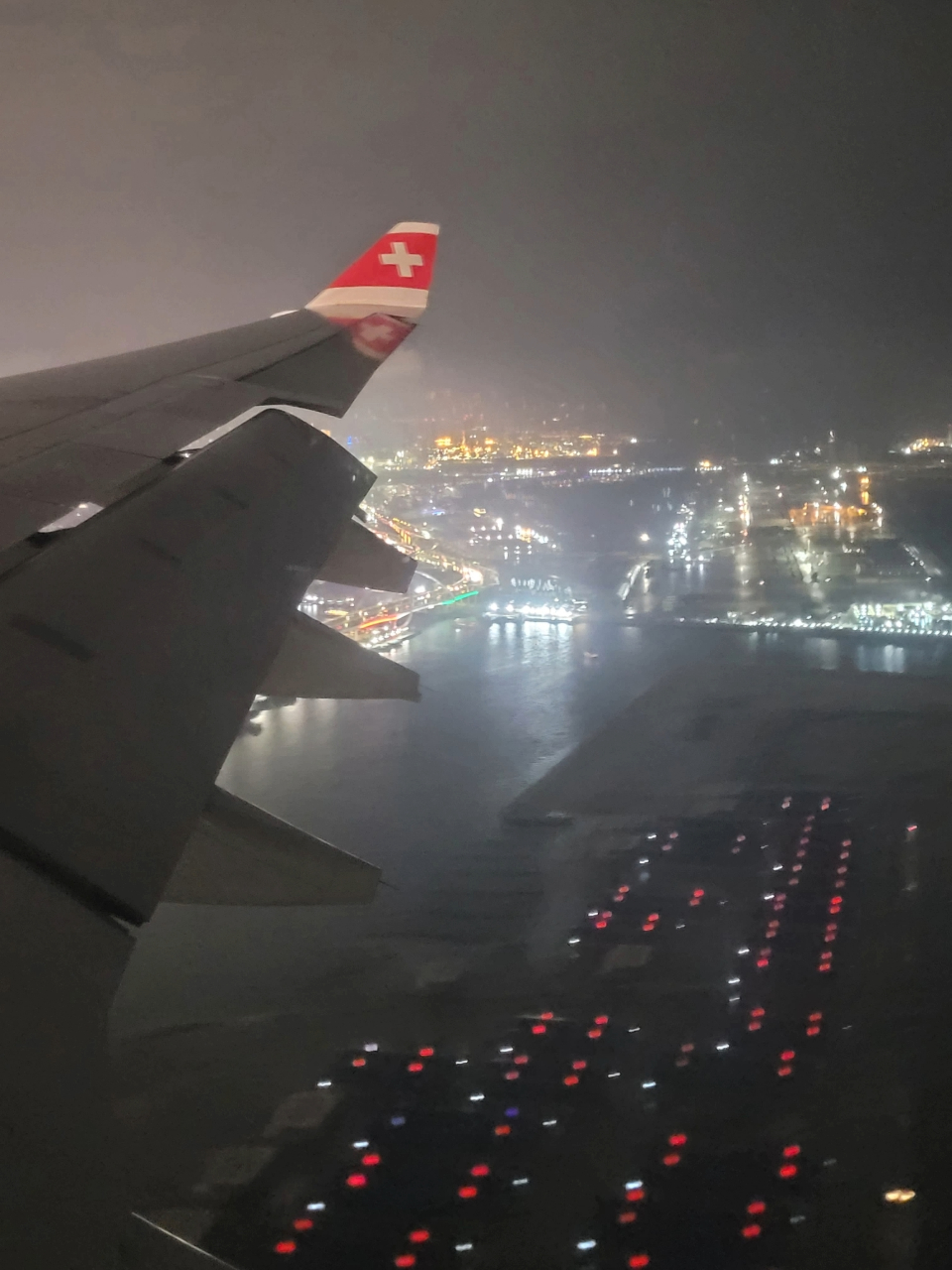 Descending in to Dubai International Airport (DXB), January 26, 2023